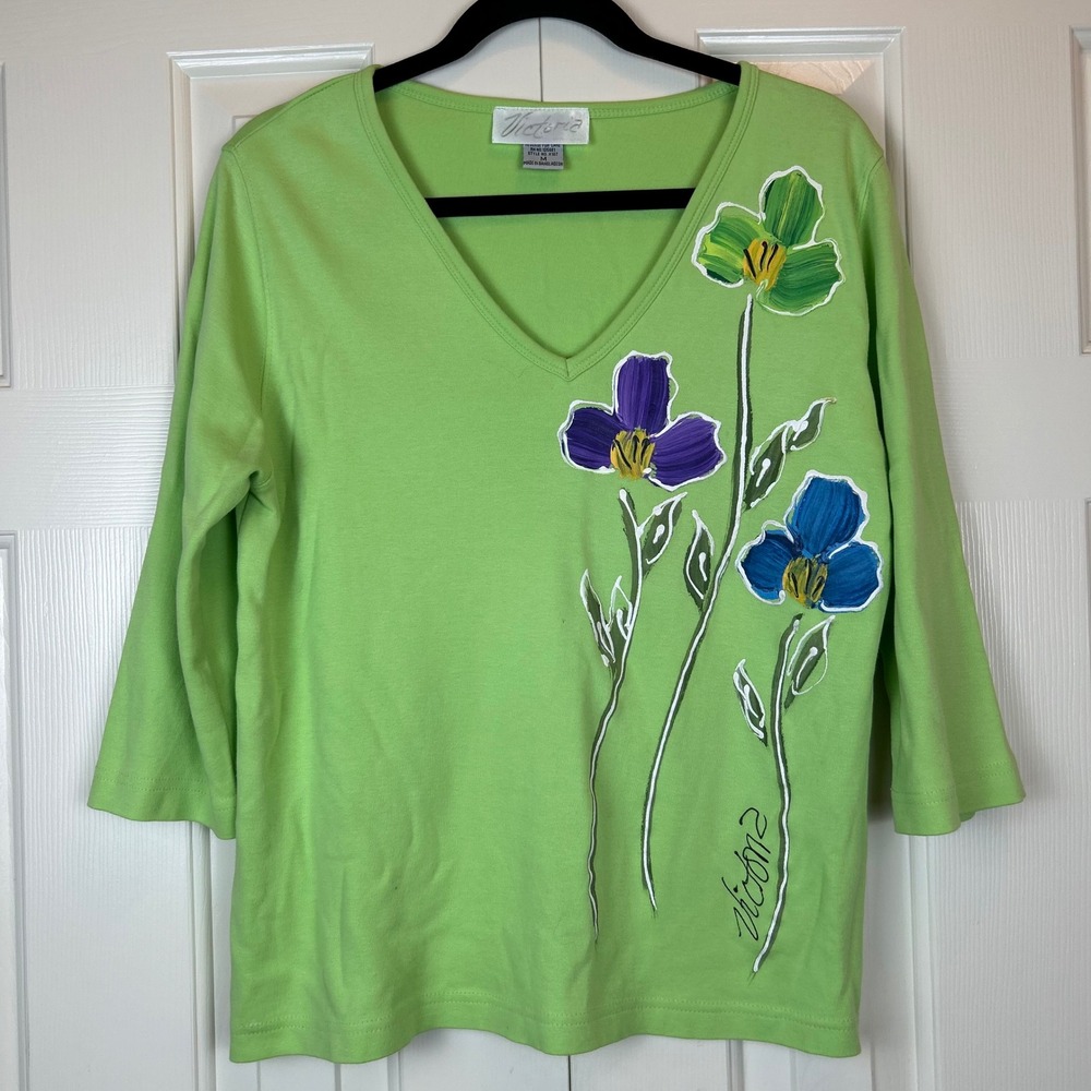 Vintage Y2K Victoria Lime Green Floral V-Neck 3/4 Sleeve Cotton Top